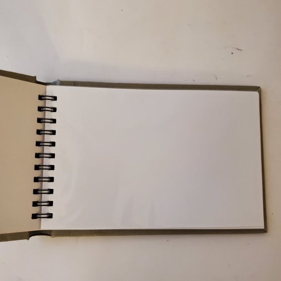 OUR WEDDING HANDMADE PAPER PHOTO ALBUM - Picture 3 of 6